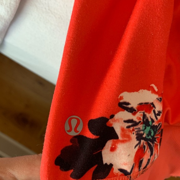 Lululemon jacket - Picture 3 of 6